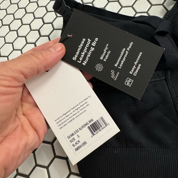 NWT knix seamless nursing bra size small - Picture 4 of 4